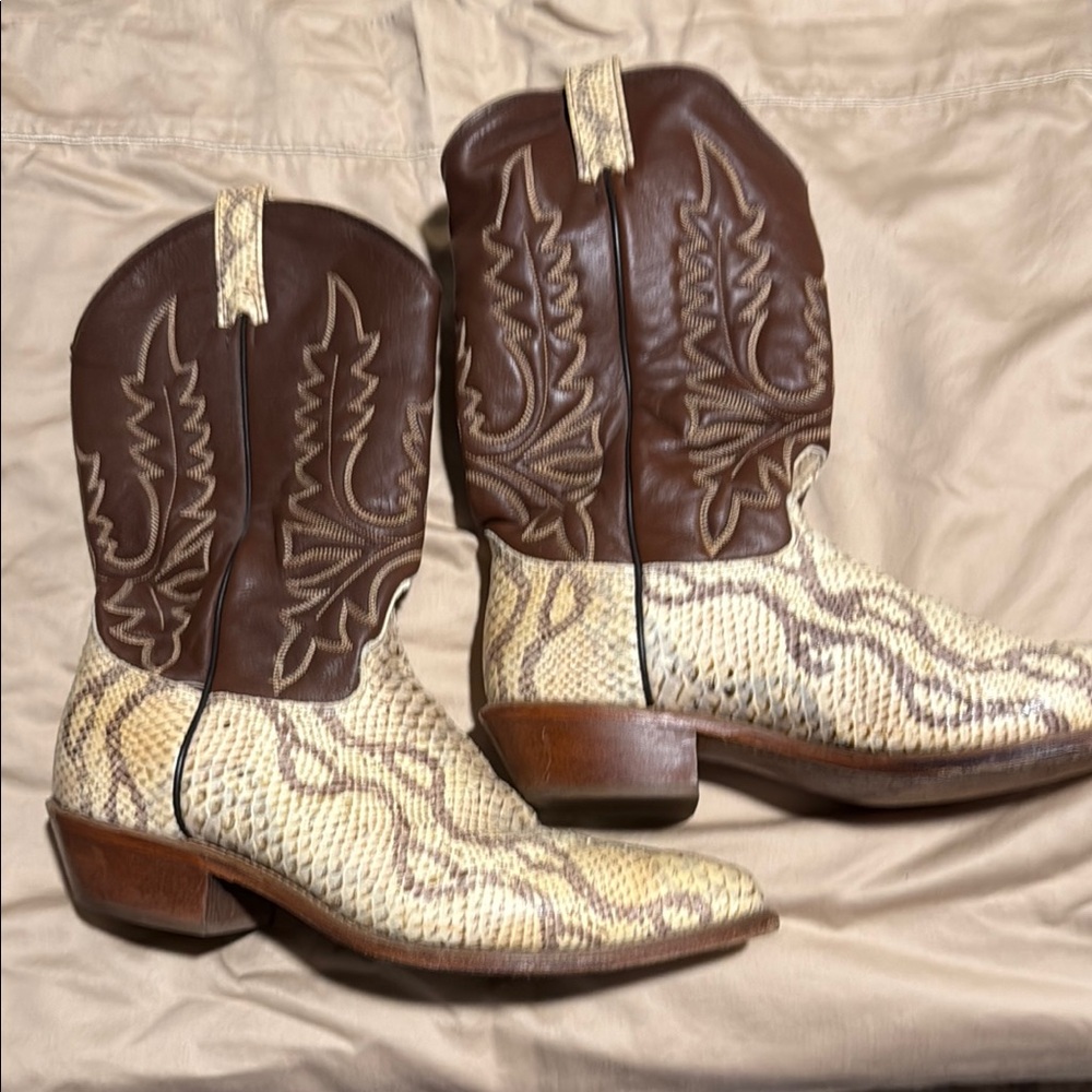 Brown and Tan Western Cowboy Boots